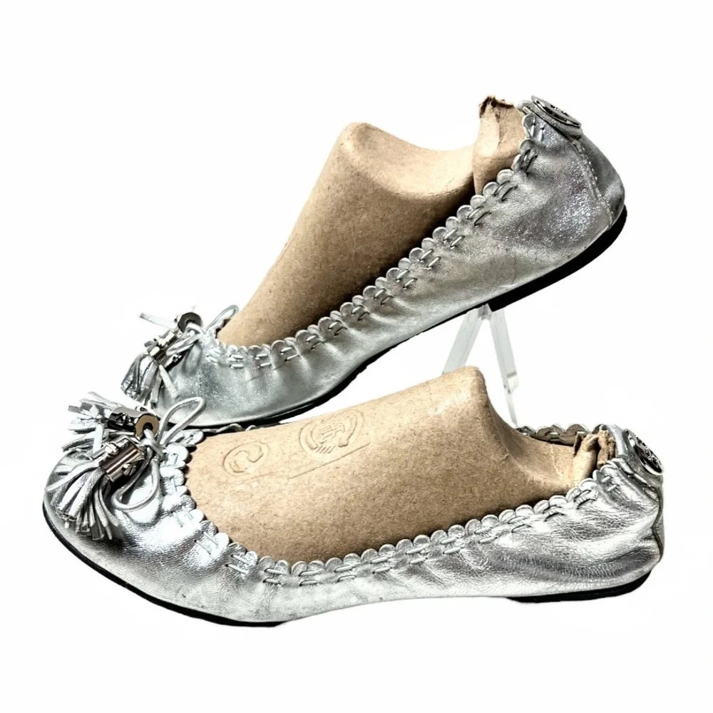 Tory Burch Reese Metallic Silver Leather Scrunch Tassel Ballet Flats Size 7 - Picture 10 of 16